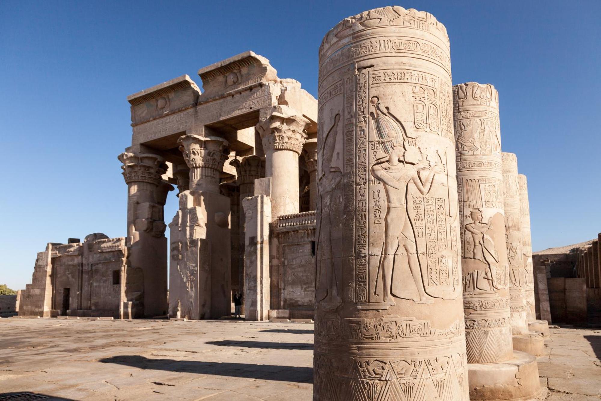 Moevenpick Royal Lily Nile Cruise, Every Monday Four Nights From Luxor, Every Friday Three Nights From Aswan - Including Excursions & Sightseeing Exterior foto