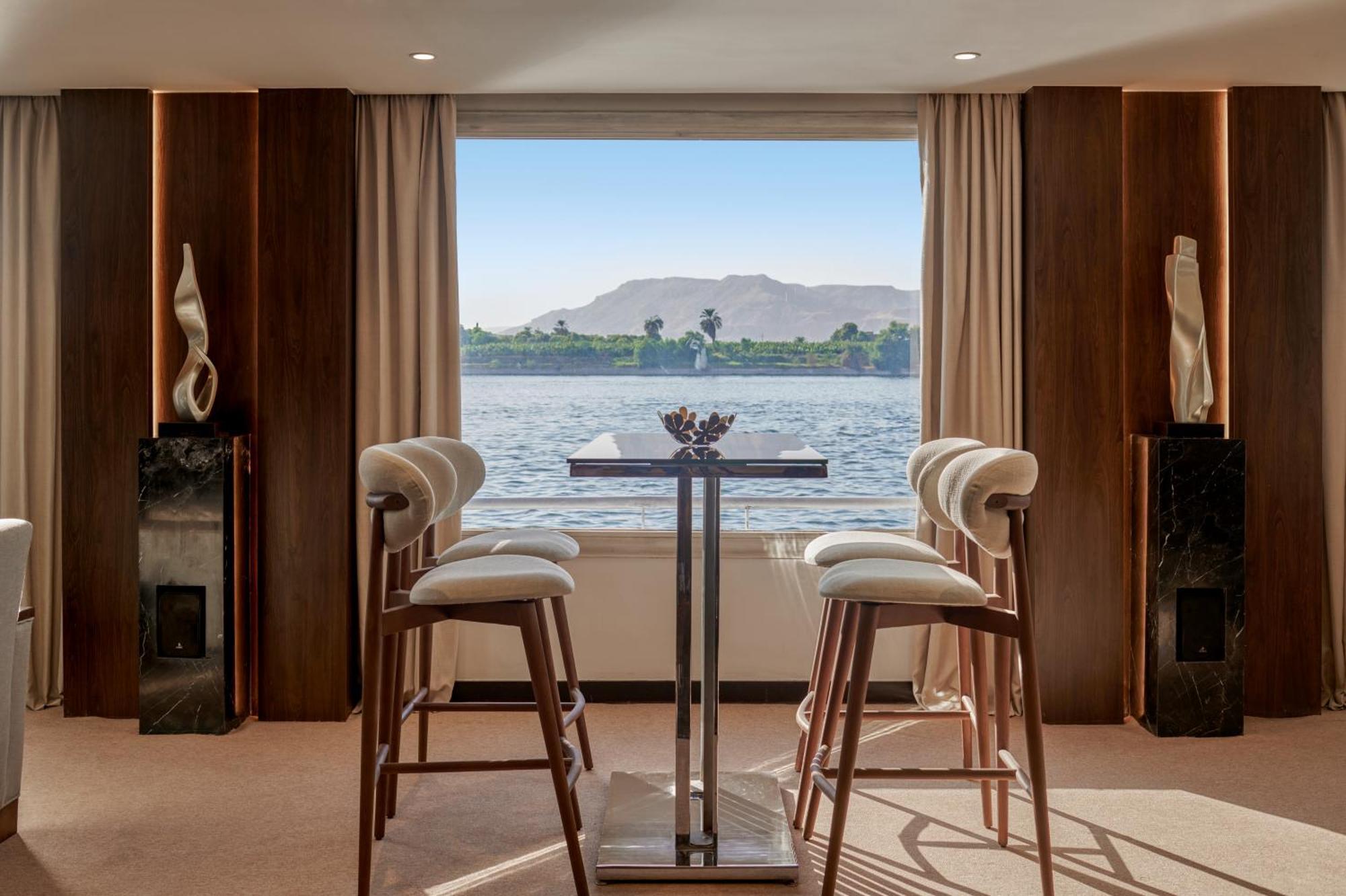 Moevenpick Royal Lily Nile Cruise, Every Monday Four Nights From Luxor, Every Friday Three Nights From Aswan - Including Excursions & Sightseeing Exterior foto